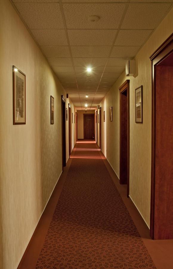 פץ' Hotel Central מראה חיצוני תמונה
